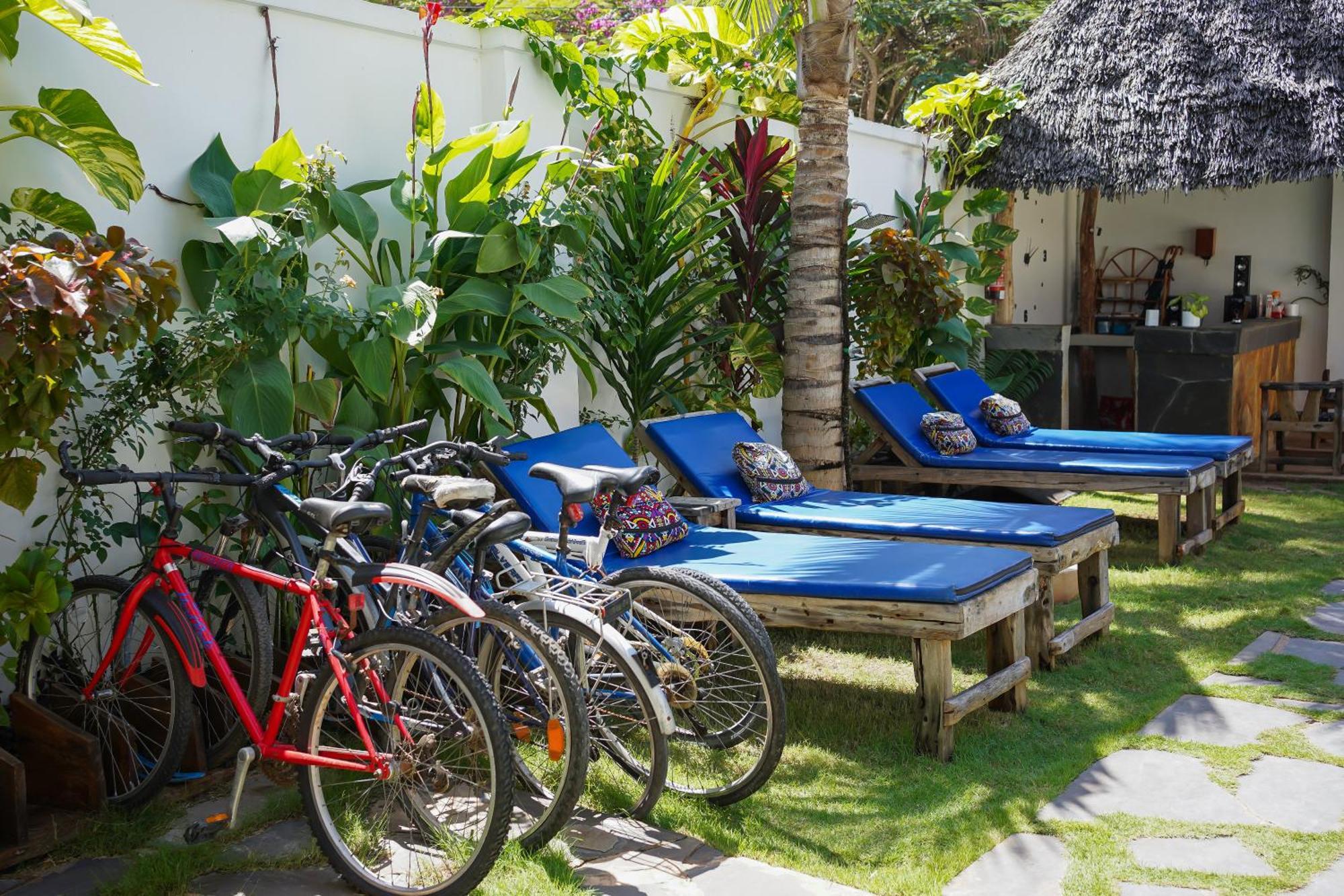 Mambo Cabana Pwani Mchangani Exterior foto