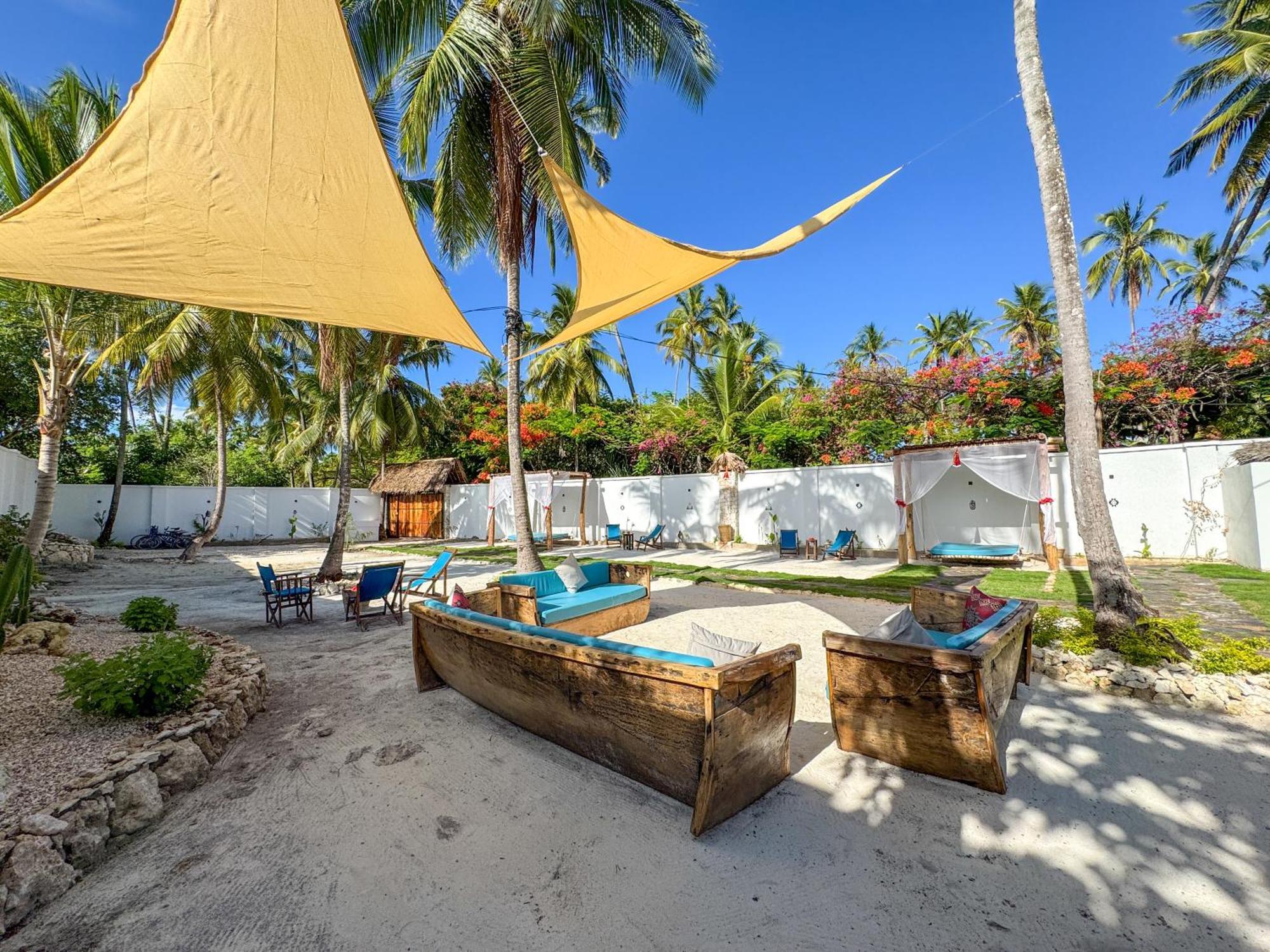 Mambo Cabana Pwani Mchangani Exterior foto